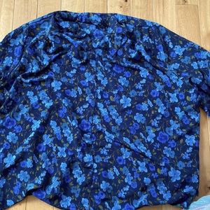 Vintage A Personal Touch Women floral Button Up Blouse 100% Polyester USA  6X